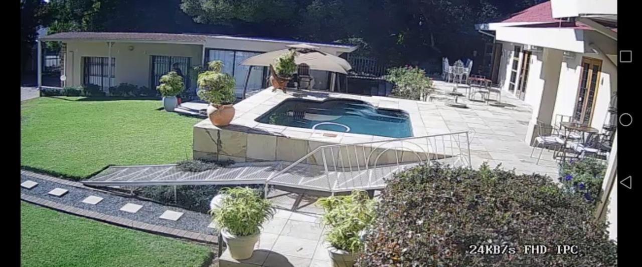 Adeo Bed and Breakfast Bloemfontein Buitenkant foto