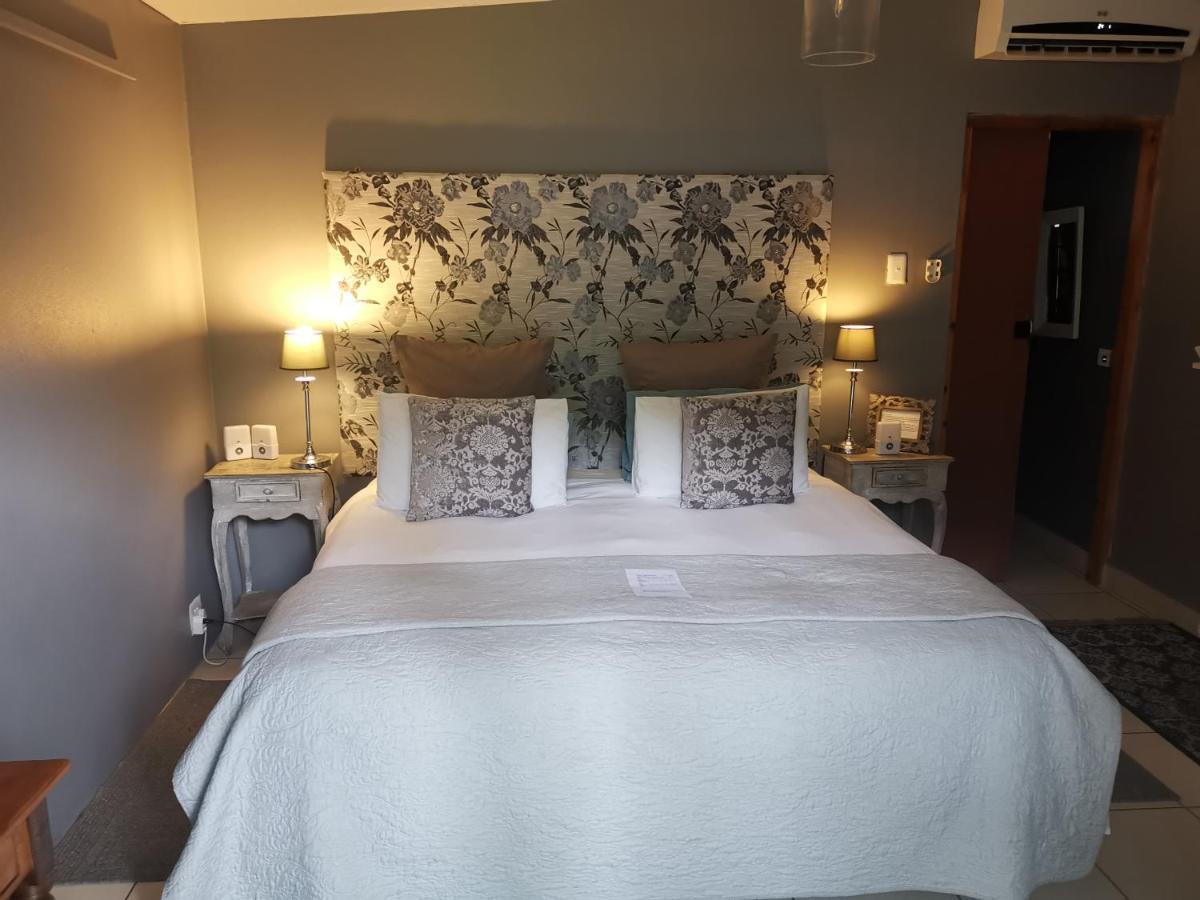 Adeo Bed and Breakfast Bloemfontein Buitenkant foto