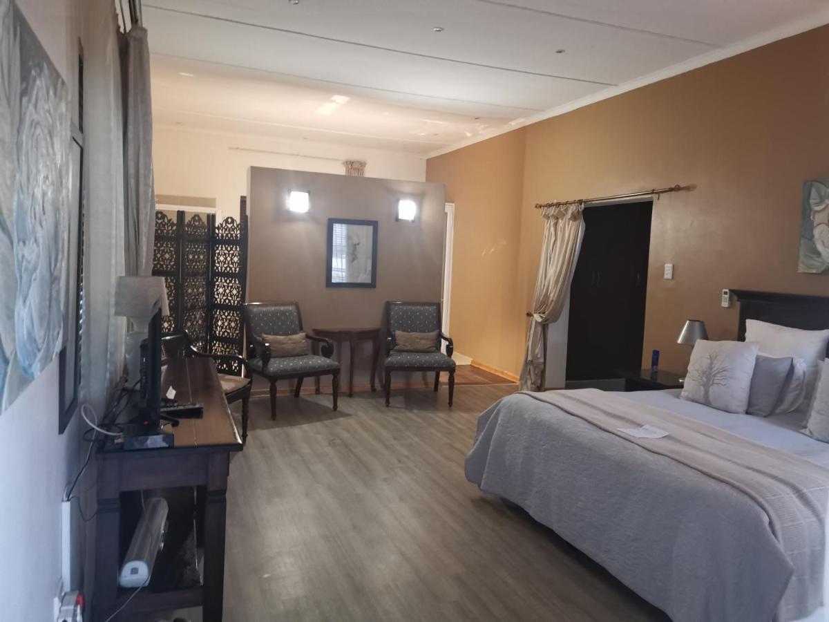 Adeo Bed and Breakfast Bloemfontein Buitenkant foto